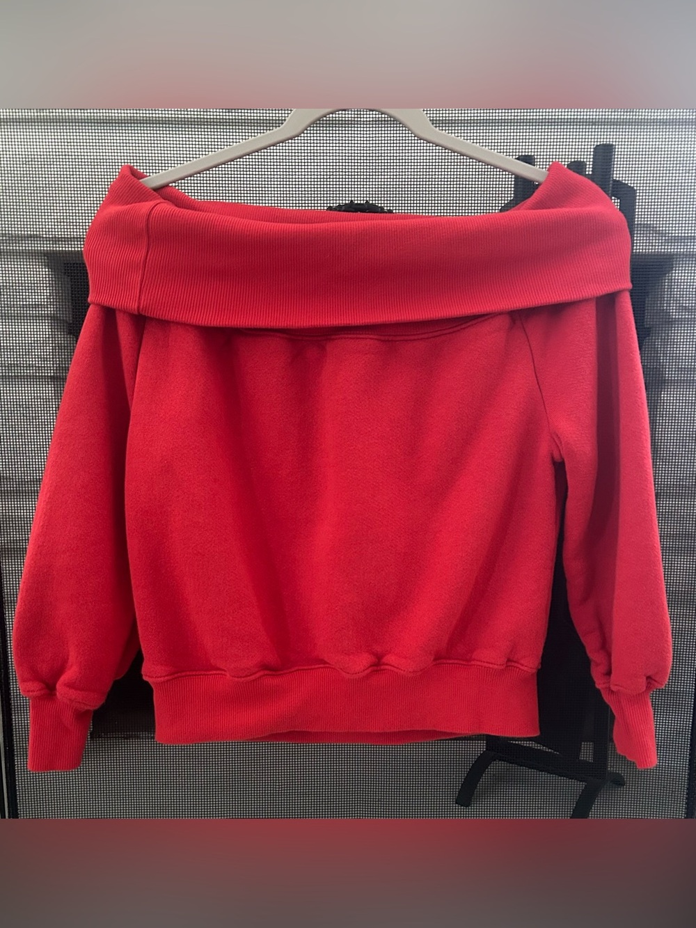 Good American Off-The-Shoulder Sweatshirt - Size 1